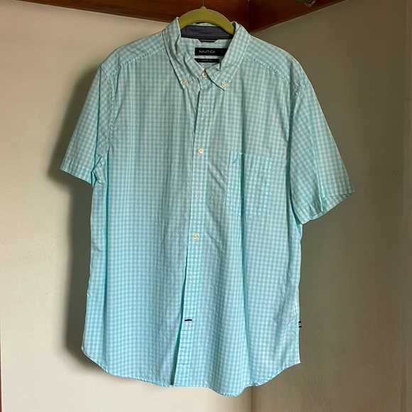 Nautica Classic Fit Short-Sleeve Button Down Shirt, Plaid - Size L - Picture 1 of 7